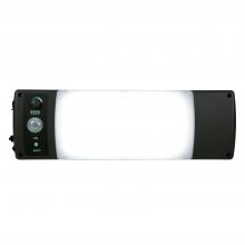 Cooper Lighting Solutions SLWP2040M - SOLAR 2000 LUMENS, 4000K, 360 MOTION