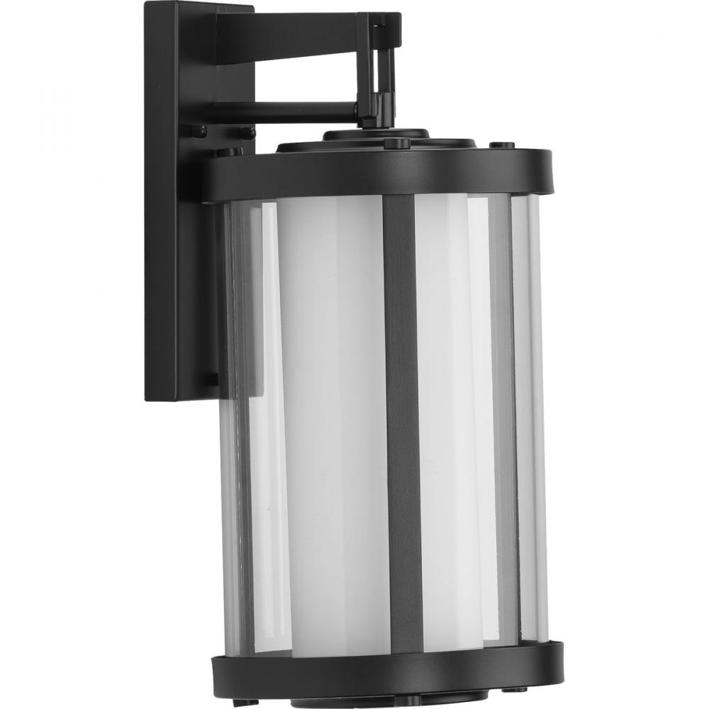 P560149-031 1-100W MED WALL LANTERN